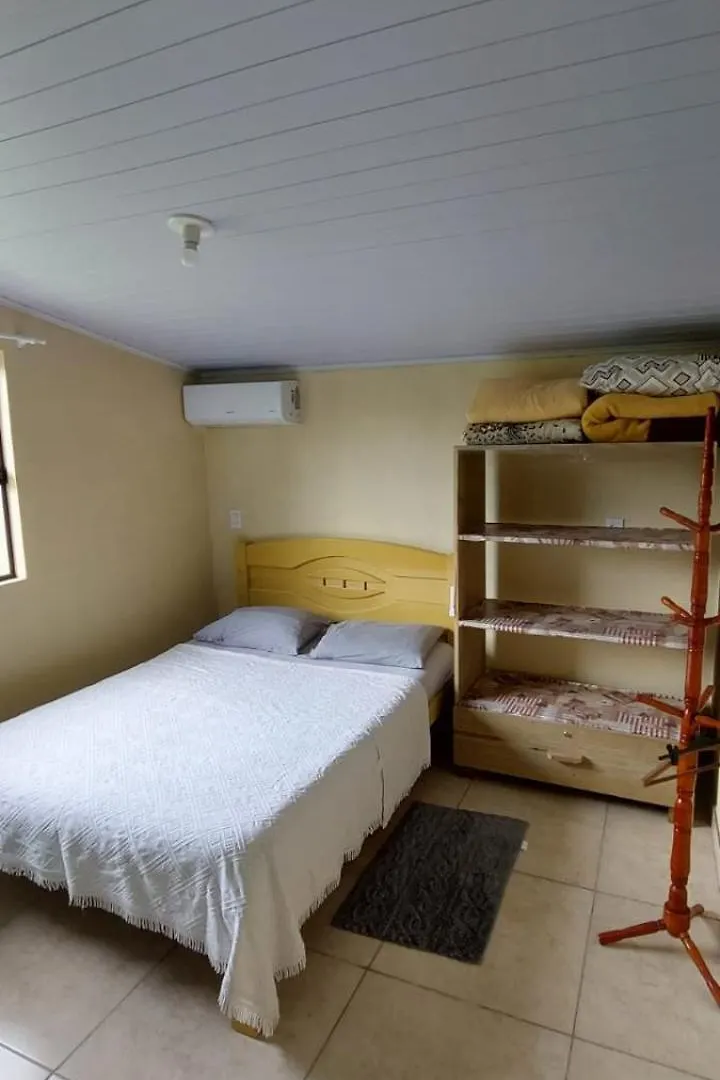 Suite O Pescador, Praia Do Rosa Гаропаба 0*,  Бразилия
